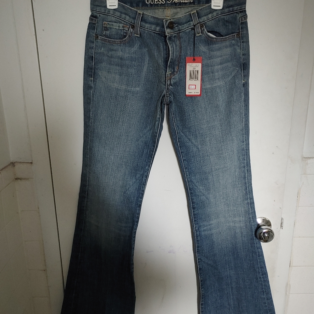 Guess Premium NWT Vintage Flare Jeans Size 29